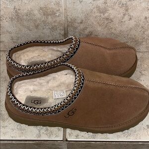 UGG Chestnut Tan Suede Shearling Slip-On Clogs with Braided Trim